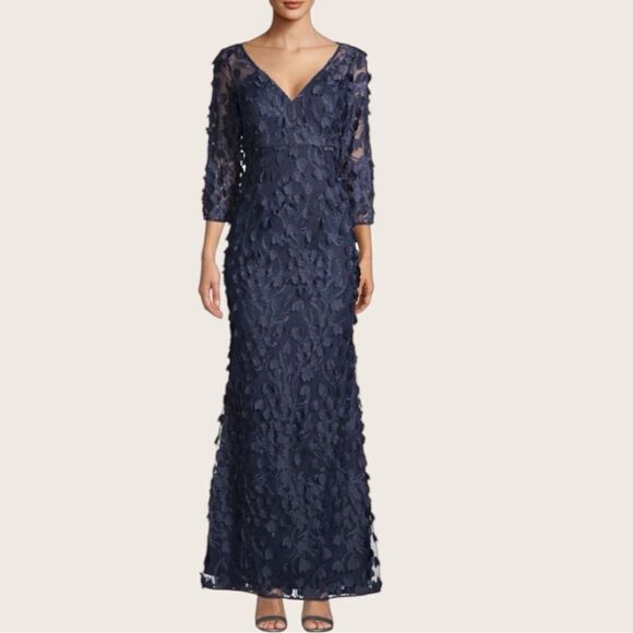 Sz 12 CARMEN MARC VALVO INFUSION
Blue 3D Floral Mermaid Gown $495 MSRP NWT - Picture 1 of 17